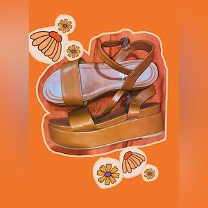 Brown faux leather platform silver buckle sandals